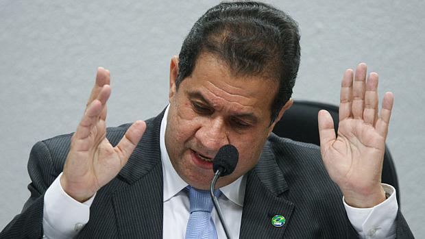 O ex-ministro do Trabalho, Carlos Lupi: queda após escândalos e mentiras