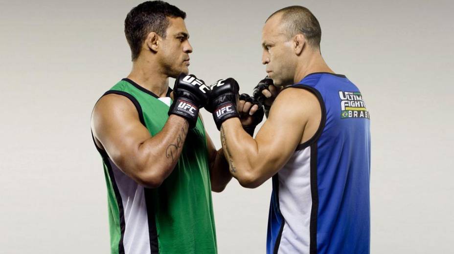 Luta principal do UFC 147, 23 de junho, seria entre Vitor Belfort (verde) e Wanderlei Silva