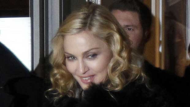 Madonna deixa restaurante em Berlim