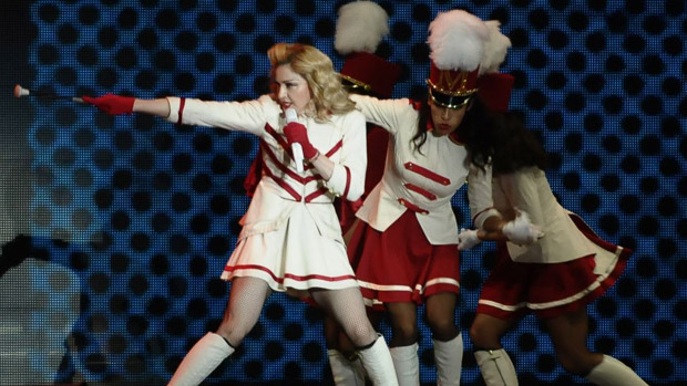 Madonna no show que encerrou a turnê MDNA pelo país, em Porto Alegre (09/12/2012)