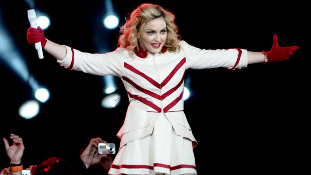 Madonna no show que encerrou a turnê MDNA pelo país, em Porto Alegre (09/12/2012)