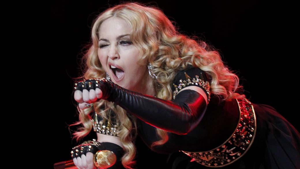 Madonna, durante apresentação do Superbowl 2012
