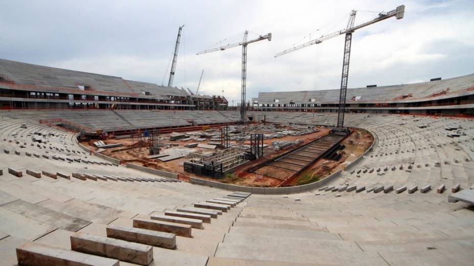 A construção da Arena Amazônia, em Manaus, em abril de 2013