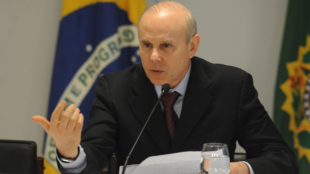O ministro da Fazenda, Guido Mantega: corte no Orçamento será definitivo para todo o ano