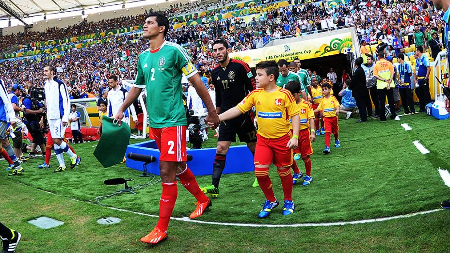 Torcedores voltam ao Maracanã e Itália vence o México pela Copa das Confederações