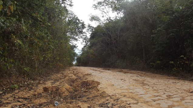 Rodovia estadual nas proximidades de Barra do Corda: infraestrutura precária