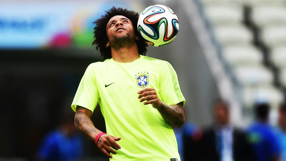 Marcelo durante treino da seleção antes do jogo contra o México no Castelão, em Fortaleza