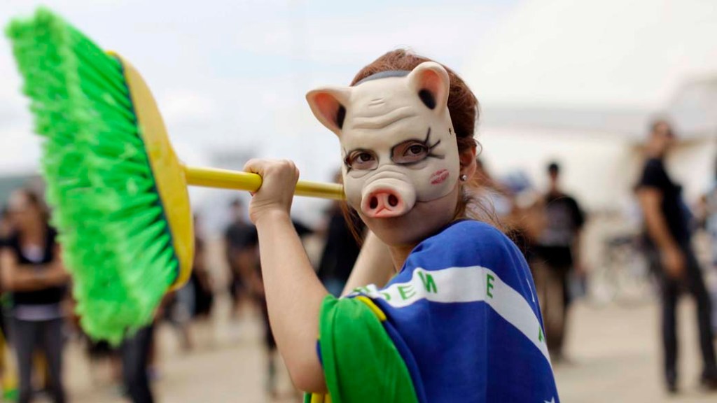 Manifestante durante a marcha contra corrupção em Brasília