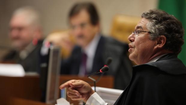 O relator da ação, Marco Aurélio Mello, ironiza: "O CNJ tudo pode"