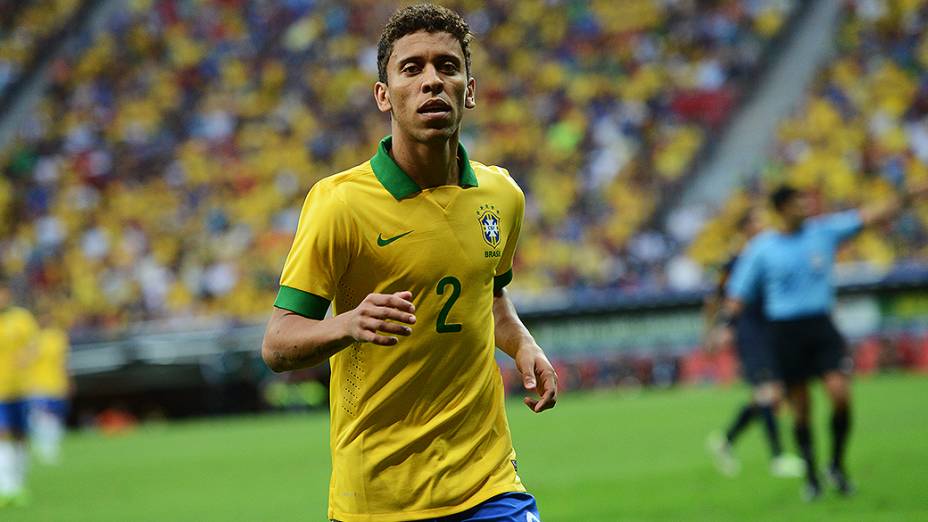 Marcos Rocha durante o amistoso entre Brasil e Austrália no estádio Mané Garrincha em Brasília