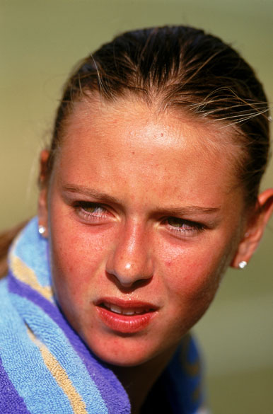 Maria Sharapova chegou a final do torneio juniores de Wimbledon em 2002, com apenas 14 anos