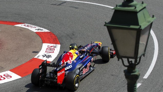 Mark Webber, da Red Bull, faz a pole em Mônaco