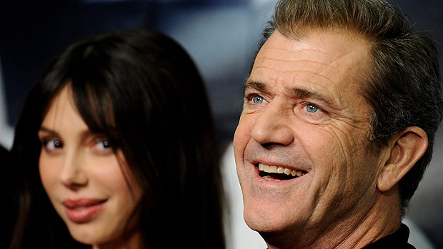 O então casal Mel Gibson e Oksana Grigorieva