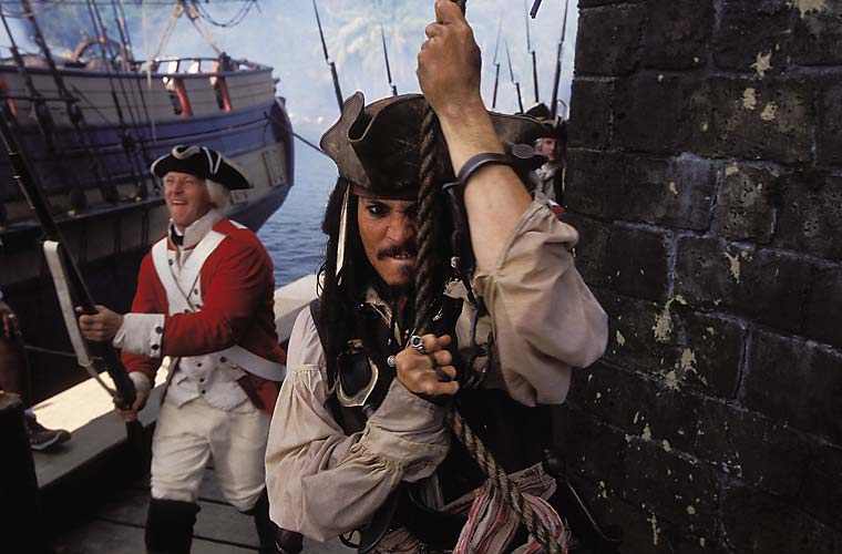 <em>Piratas do Caribe: O Baú da Morte</em> ficou em terceiro lugar com arrecadação de 1,06 bilhão de dólares.