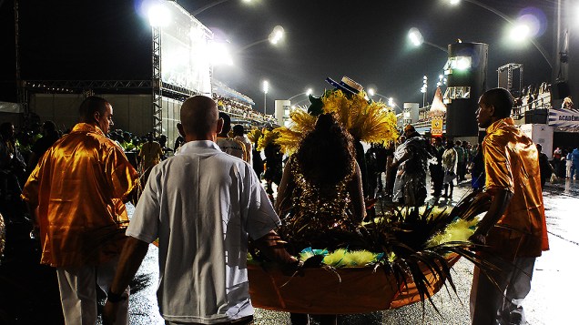 Desfile da Acadêmicos do Tatuapé no primeiro dia do carnval de São Paulo