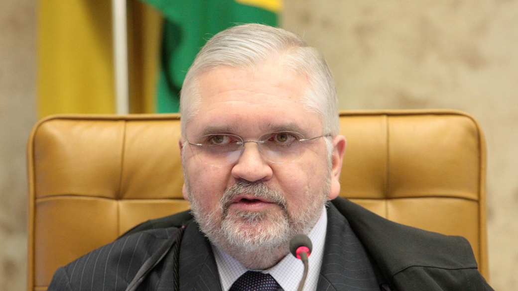 Procurador-geral da República, Roberto Gurgel, apresenta seus argumentos de acusação no julgamento da AP 470, em 03/08/2012