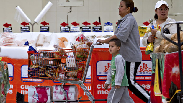 Levantamento mostra que o consumidor emergente compra 76% de tudo o que é vendido nos supermercados