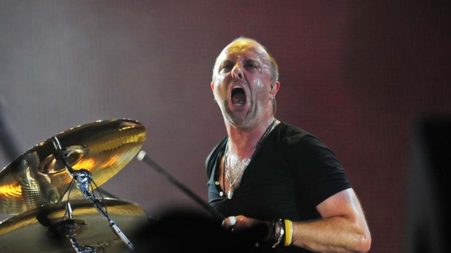 O baterista Lars Ulrich durante o show do Metallica no palco Mundo, no terceiro dia do Rock in Rio, em 25/09/2011