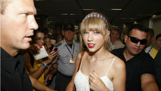 Taylor Swift desembarca no Rio de Janeiro