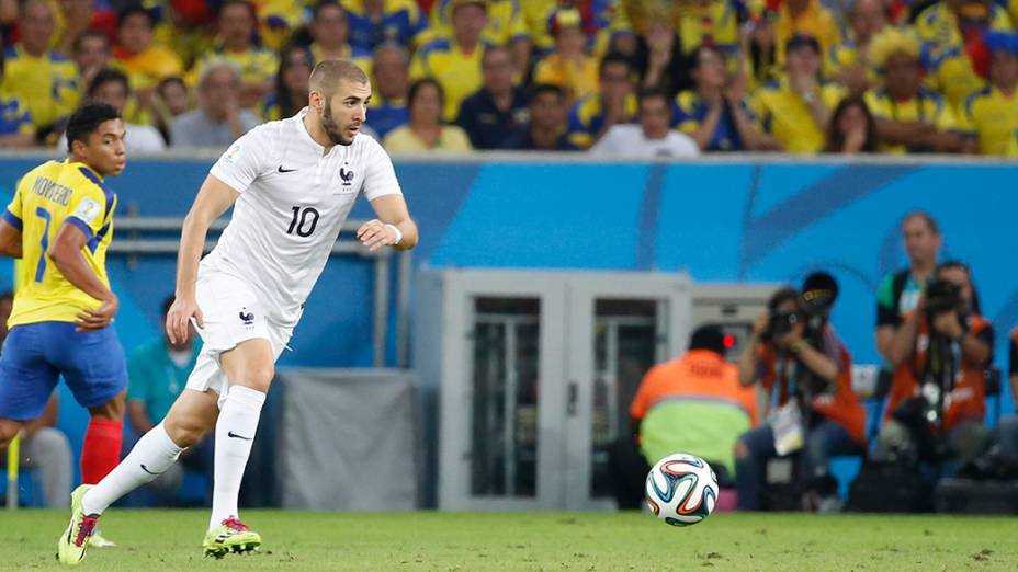 Benzema, da França, durante o jogo contra o Equador no Maracanã, no Rio