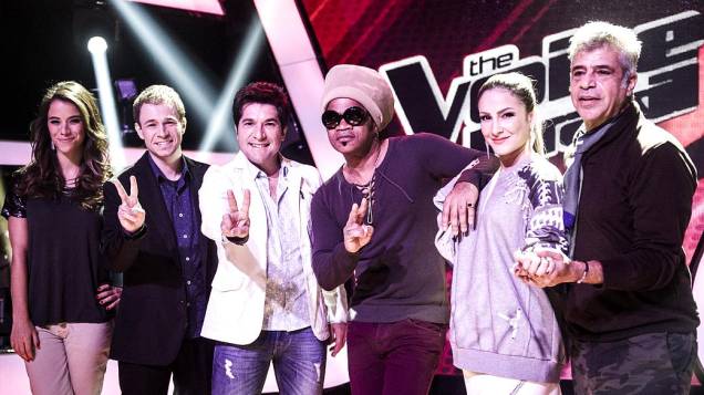 Miá Mello (à esq.) se junta ao time do The Voice Brasil para a segunda temporada
