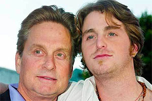 Michael Douglas e o filho Cameron