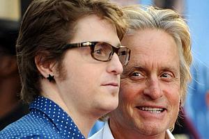 Cameron Douglas é filho do primeiro casamento do ator