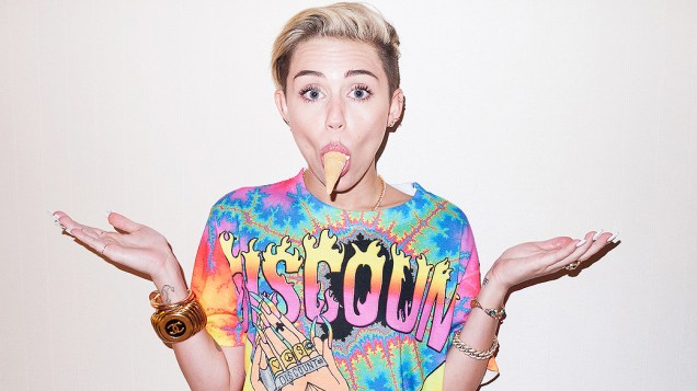 Miley faz ensaio para Terry Richardson