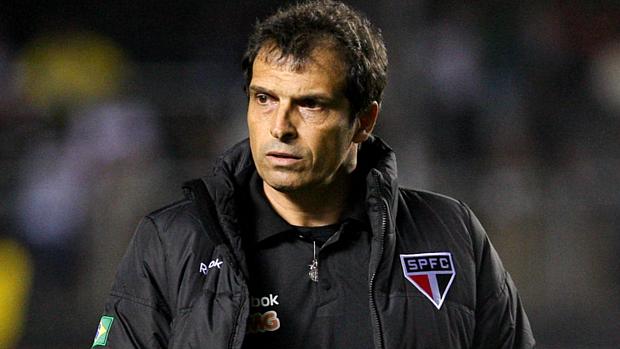 Milton Cruz treinou a equipe em dois jogos deste Brasileirão: vitórias contra Cruzeiro e Internacional