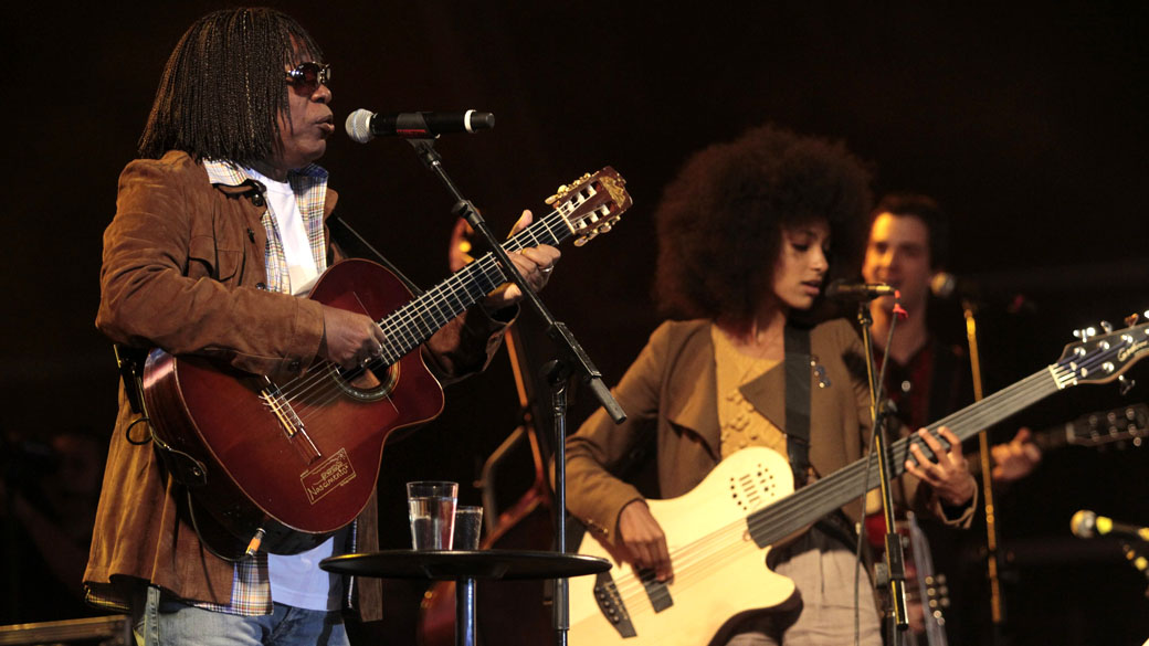 O show de Milton Nascimento e Esperanza Spalding no palco Sunset, no segundo dia do Rock in Rio, em 24/09/2011