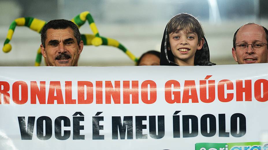 Torcida antes do amistoso entre Brasil e Chile no estádio do Mineirão, em Belo Horizonte