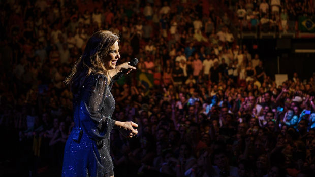 A cantora Ivete Sangalo se apresenta na American Airlines Arena, em Miami