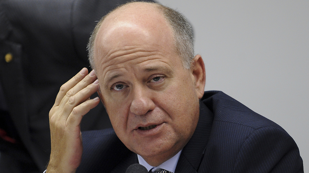 secretário do Ministério de Minas e Energia, Márcio Zimmermann falou a jornalistas no Senado
