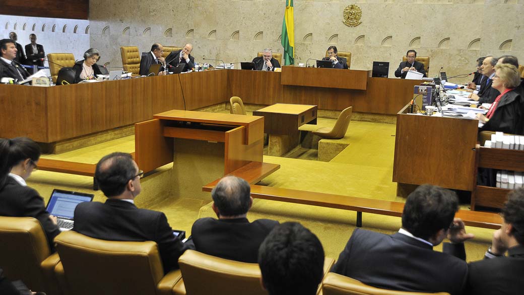 Supremo Tribunal Federal retoma o julgamento da Lei da Ficha Limpa