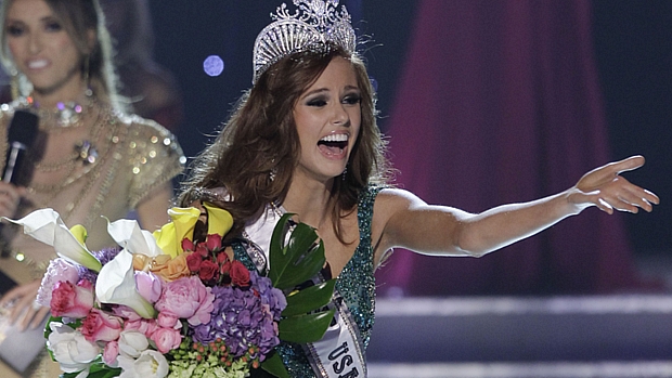 Aos 21 anos, Alyssa é a nova Miss EUA - a bela disputará o Miss Universo, que será realizado em setembro, no Brasil.