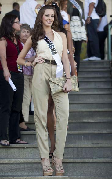 A nicaraguense Adriana Dorn, candidata a Miss Universo 2011