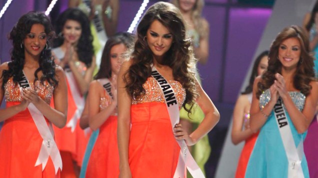 A ucraniana Olesia Stefanko durante o concurso Miss Universo 2011, no Credicard Hall, em São Paulo