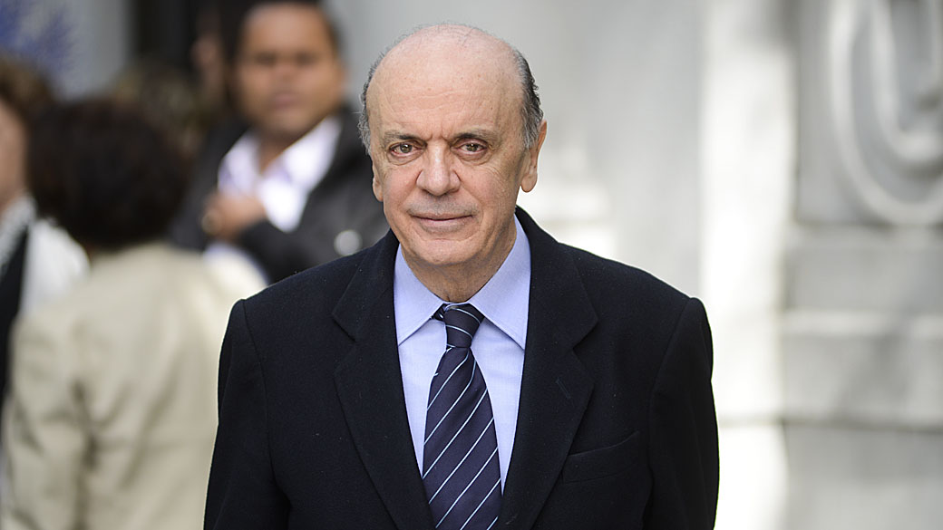 O ex-governador paulista José Serra passou por cirurgia na próstata