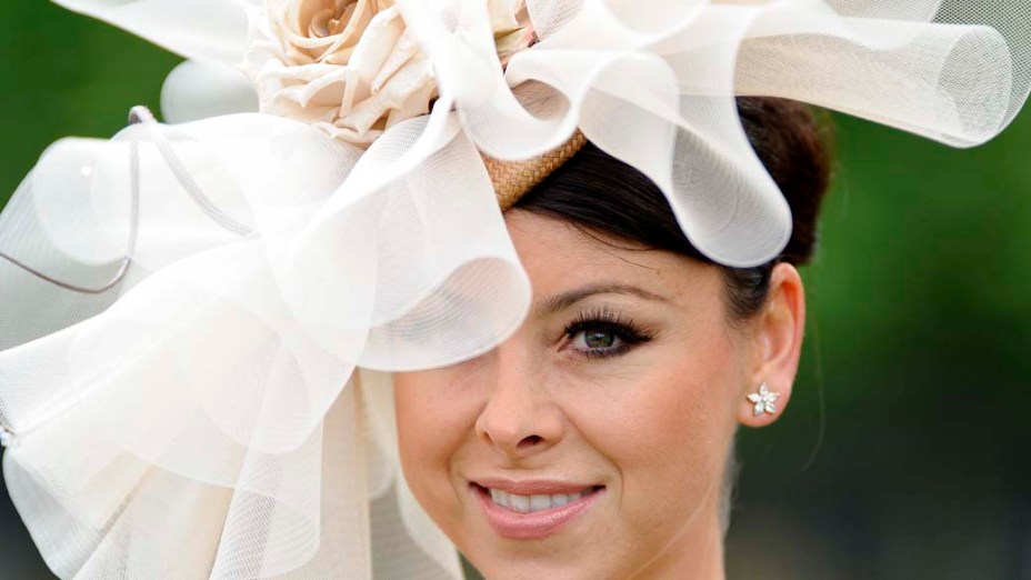 Público da tradicional corrida de cavalos Royal Ascot, na Inglaterra