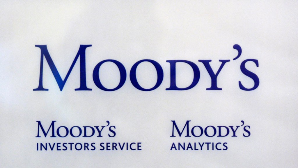 Logo da Moody's em escritório da agência em Paris