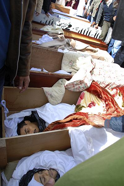 Mortos em protestos na Líbia 21/02