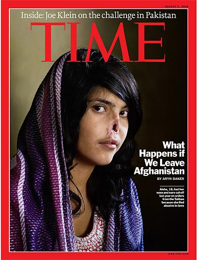 A revista americana Time traz na capa uma jovem, que teve as orelhas e o nariz cortados pelo Talibã