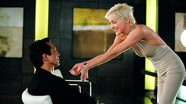 Sharon Stone no papel de Laurel Hedare em Catwoman em 2004 Sharon Stone no papel de Laurel Hedare em Catwoman em 2004