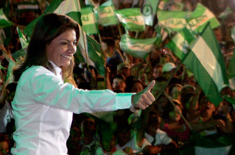Laura Chinchilla foi eleita a primeira presidente da Costa Rica.