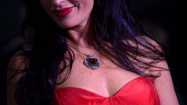 Detalhe das jóias de Cozete Gomes
