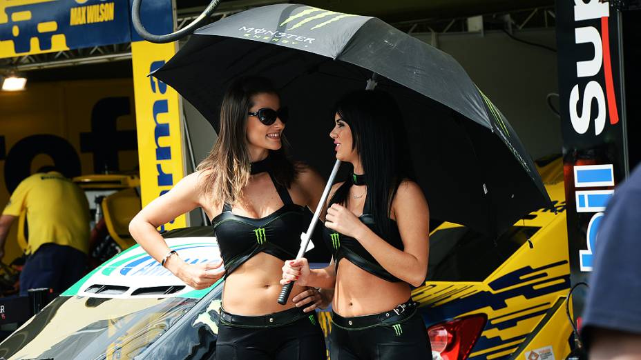 As mulheres que roubaram a cena nos bastidores da Corrida do Milhão da Stock Car, no Autódromo de Interlagos