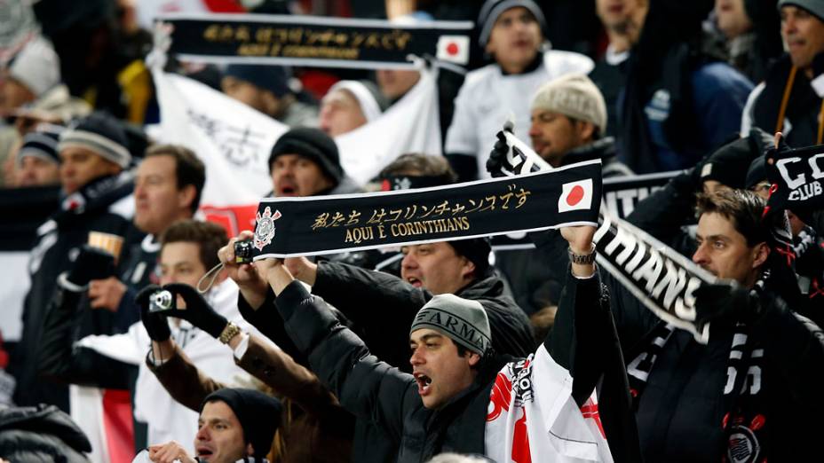 Torcida do Corinthians empurra o time na partida contra o Al Ahly pela semifinal do Mundial de Clubes da Fifa em Toyota