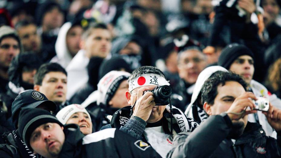 Torcida do Corinthians empurra o time na partida contra o Al Ahly pela semifinal do Mundial de Clubes da Fifa em Toyota