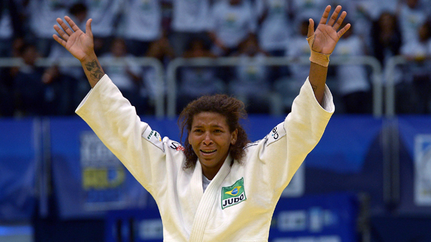 A judoca brasileira Rafaela Silva, superou a francesa Automne Pavia e chegou a final do Campeonato Mundial de Judô na categoria 57 kg