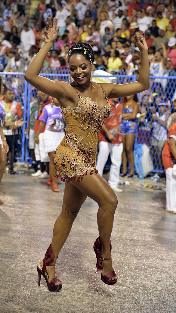 Adriana Bombom no ensaio da Salgueiro, no Rio de Janeiro